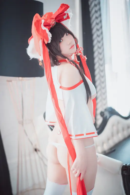 Mimmi - Kitsune Miko Ver B - DJAWA